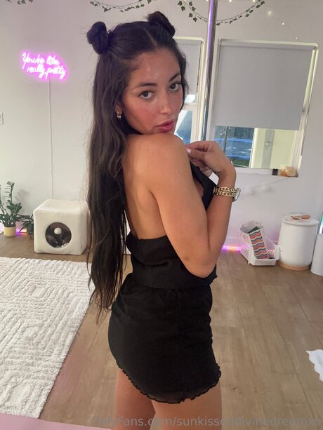 Sunkisseddivinedreamxo model akt galerie