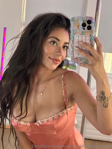 Sunkisseddivinedreamxo top nacktheit galerien