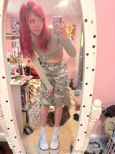 Sonnikuza freie nackten fotos