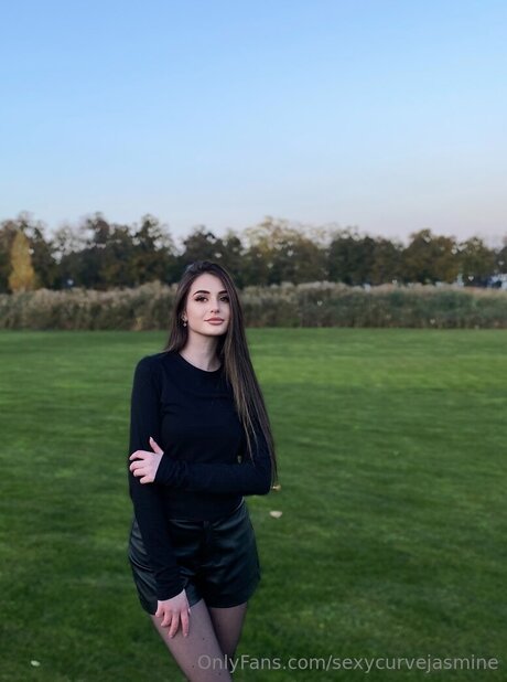 Sexycurvejasmine exklusive nackt galerie