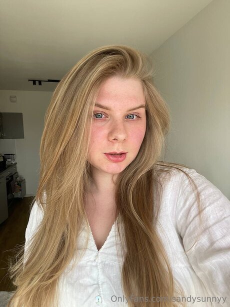 Sandysunnyy pornostar erotische galerien