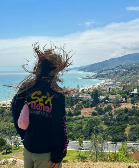 Lilychee hd nackte galerie