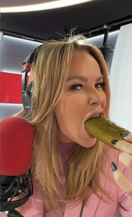 Amanda Holden model nette bild