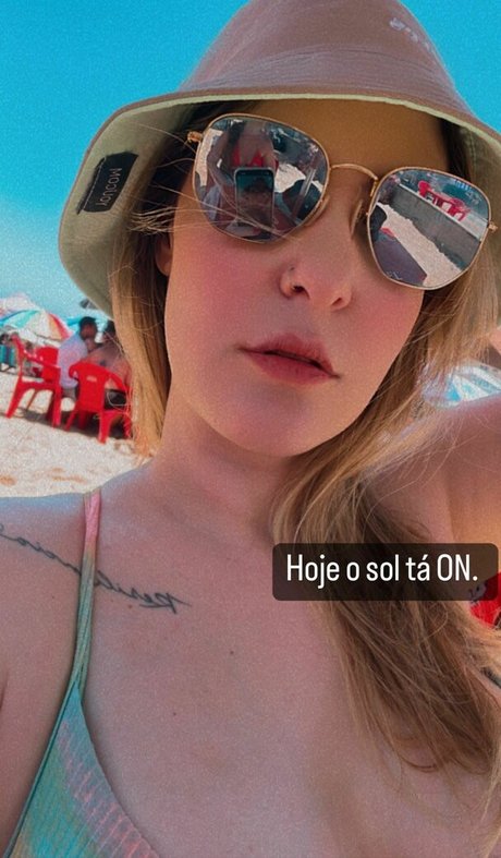 Nahzinhaa schauspielerin sex bilder