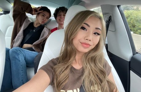 Supcaitlin erwachsene freie foto