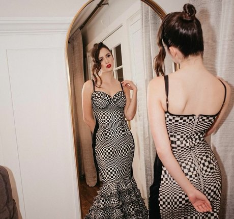 Laura Marano beste top bilder