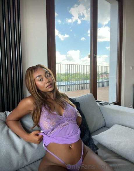 Elizabeth Anorue kostenlose hübsche foto