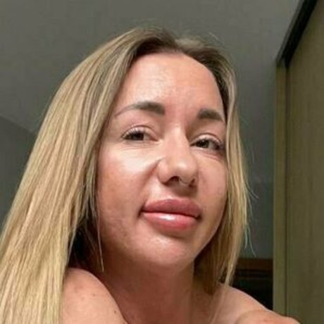 Nikita Karma erwachsene perfekte fotos