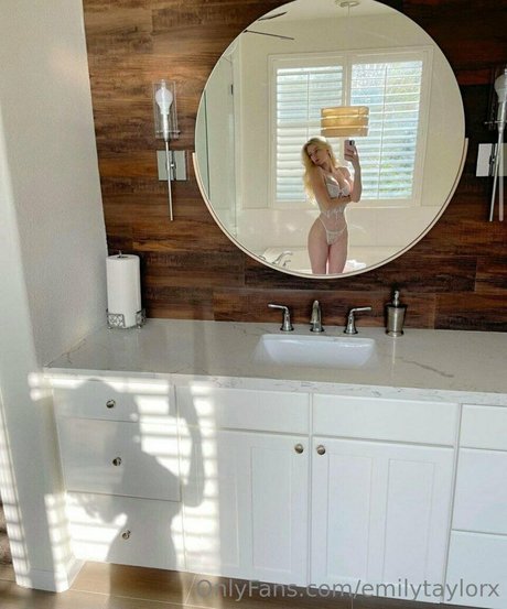 MSFIIIRE hübsche perfekte foto