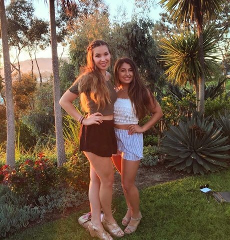 Julia Olivia freie erwachsene bilder