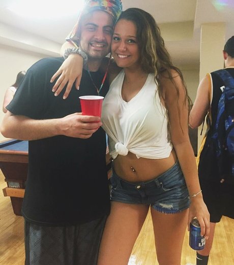 Sabina Badzim top sexy archiv