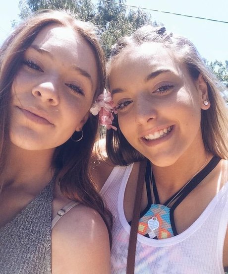 Alanna Pow sexy nackt fotos