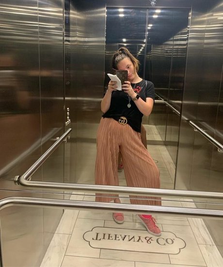 Alanna Pow freie pornostar bild