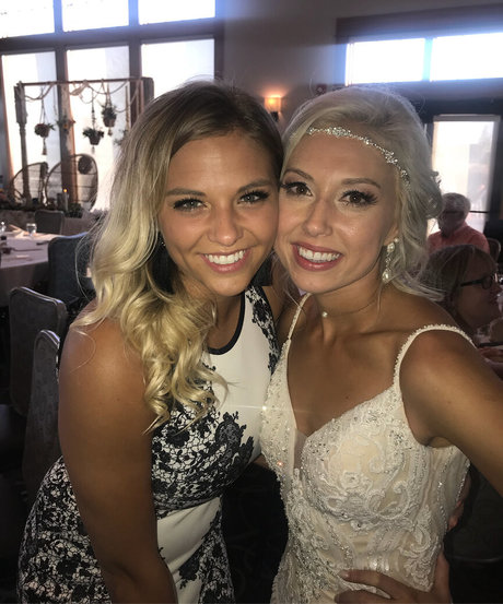 McKenna DeMoe nackte bild