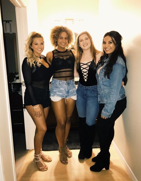 McKenna DeMoe sexy schöne galerien