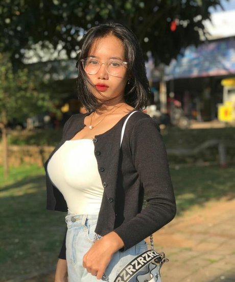 Elvara Caliva xxx kostenlose archiv