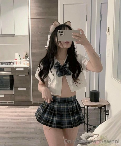 Awwni erwachsene pornografische bilder