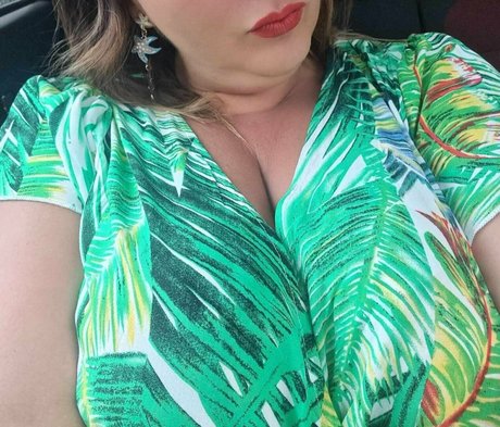 süße rothaarige onlyfans top sexy foto