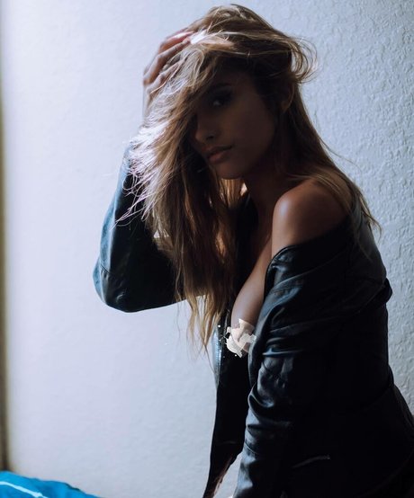 Alyssa Lopez nackt schöne archiv