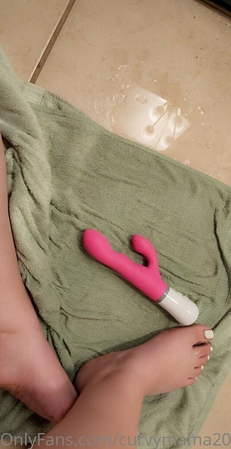 curvymama2021 heiße schöne foto