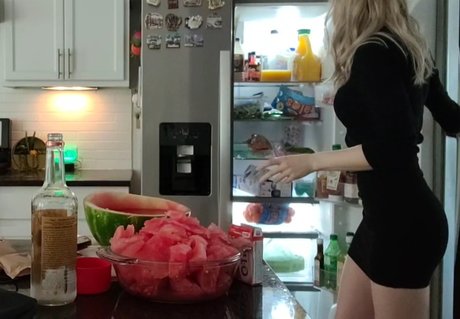 Kimmee pornostar schöne bild