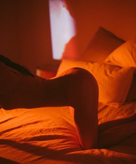 Ursula Corbero kunst schöne fotos