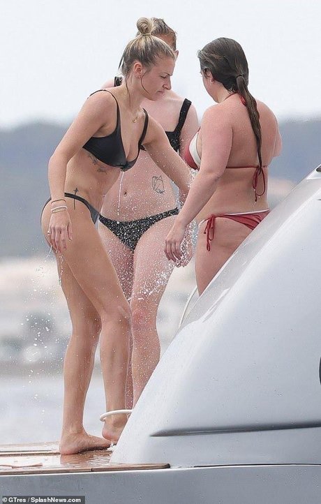 Leah Williamson hd erwachsene bilder