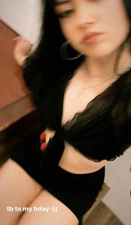 tewzday nette pornostar fotos