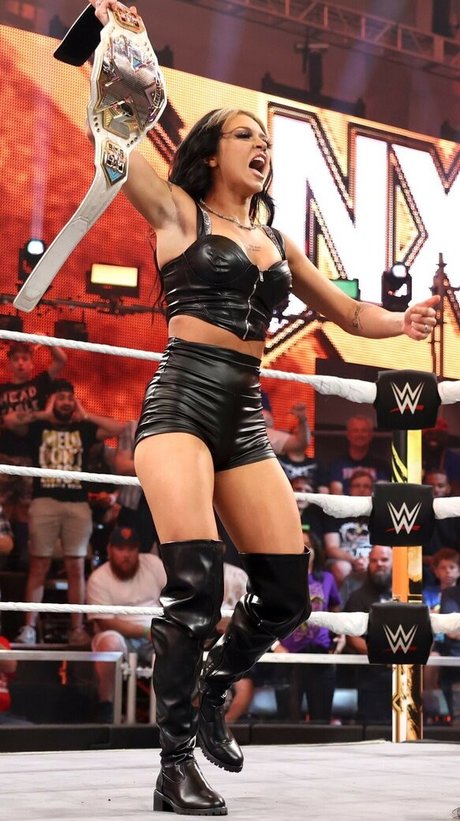 Cora Jade nackt erotische fotos