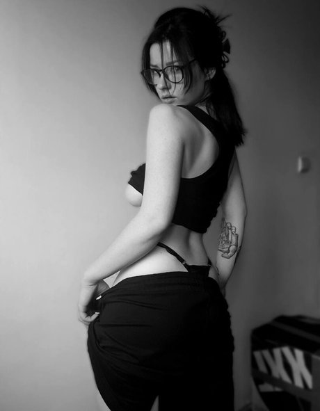 cremige onlyfans hübsche schöne bild