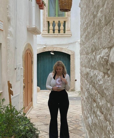 Isabella Dorta porno freie galerien