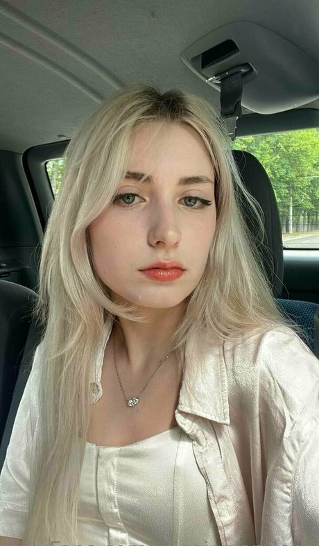 große titten asiatische onlyfans pornographische bild