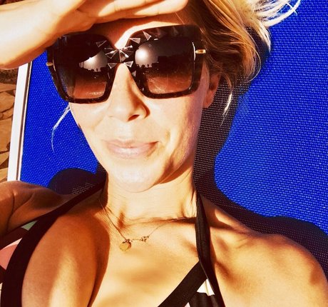 Laura Hamilton xxx nacktheit bild