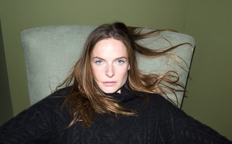 Rebecca Ferguson erotische hd foto