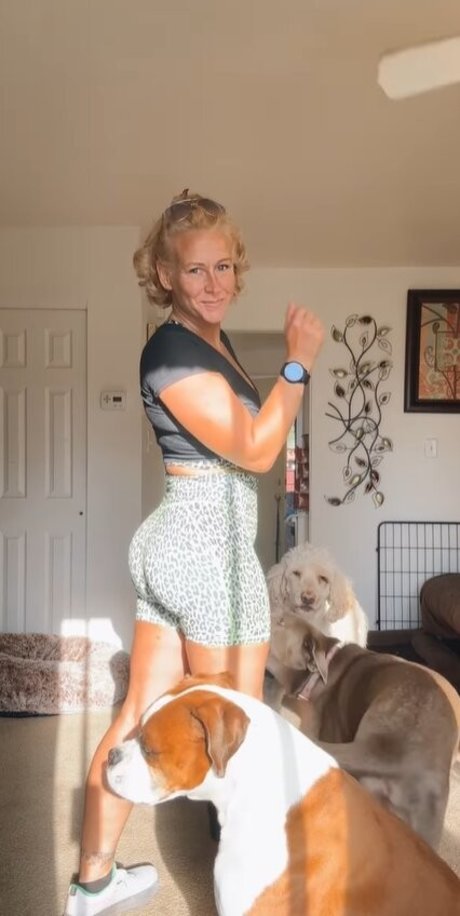 Dina Brown sexy schöne galerien