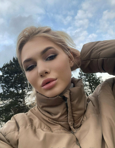 lilyy star hd top foto