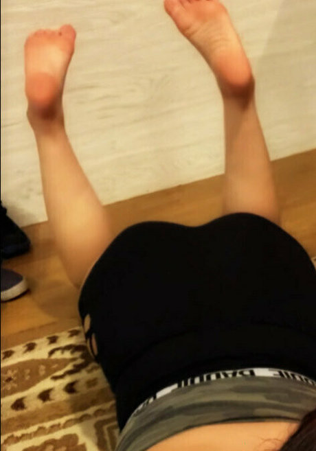 lilpikaachu schauspielerin schöne bilder