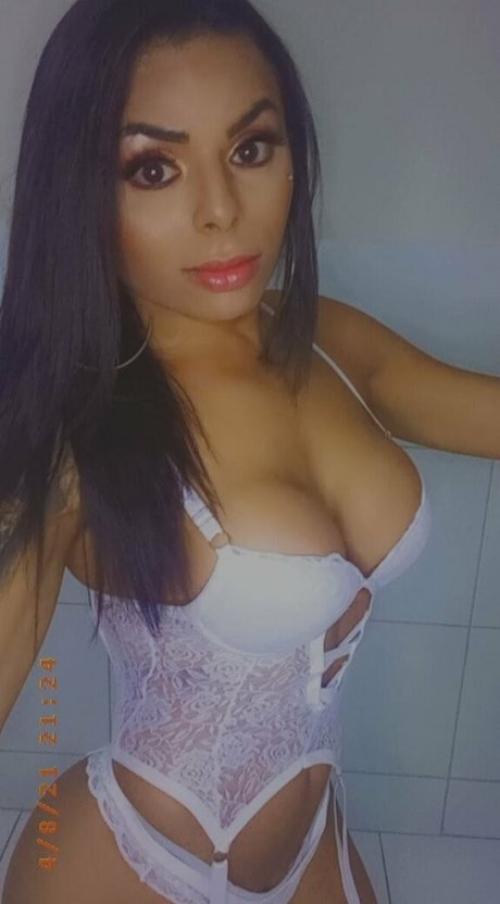 emilysales19 heiße nackt bilder