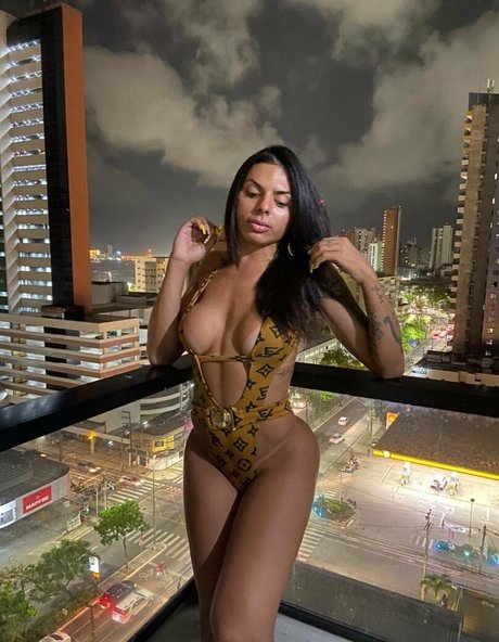 emilysales19 schöne nackt fotos