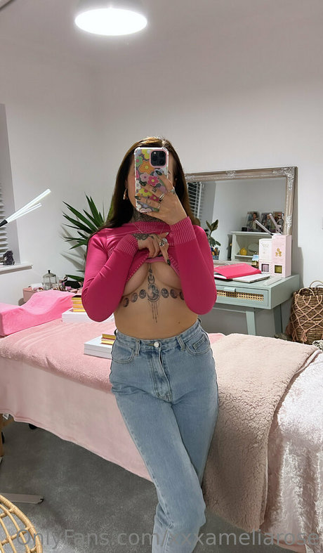 xxxameliarose top erwachsene bilder