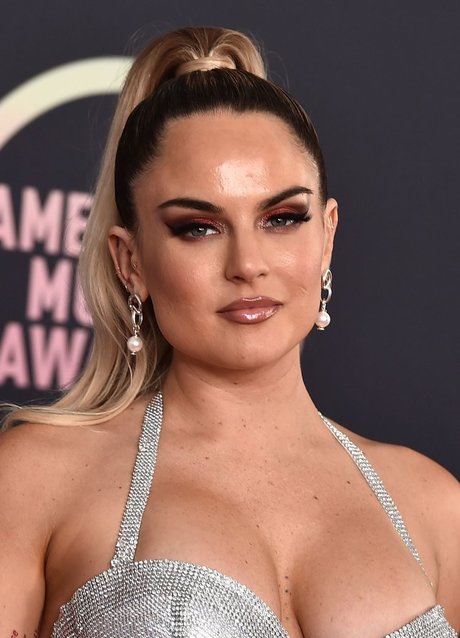 Jojo Levesque xxx nackten galerie