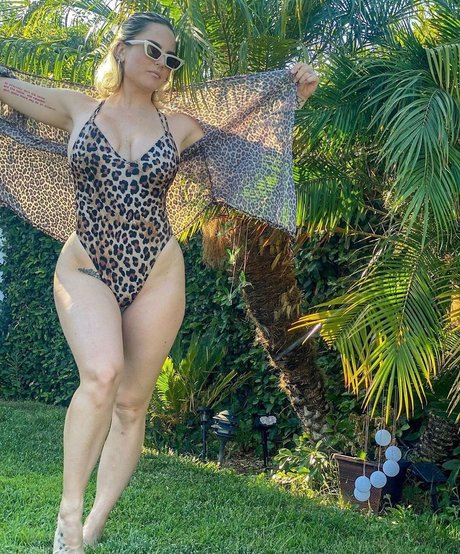 Jojo Levesque hd foto