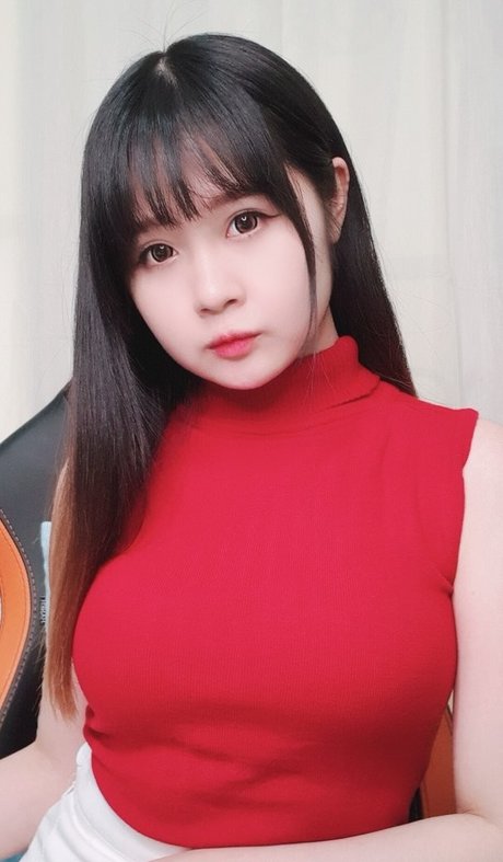 Clarissa Punipun exklusive xxx galerie