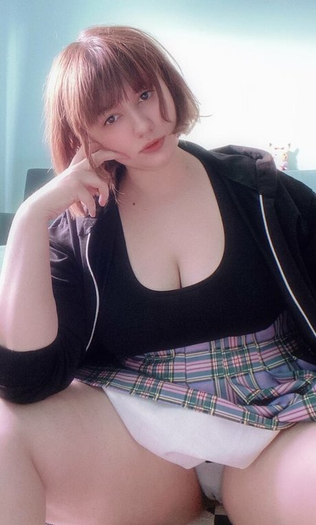 mintosylveon sexy akt bild