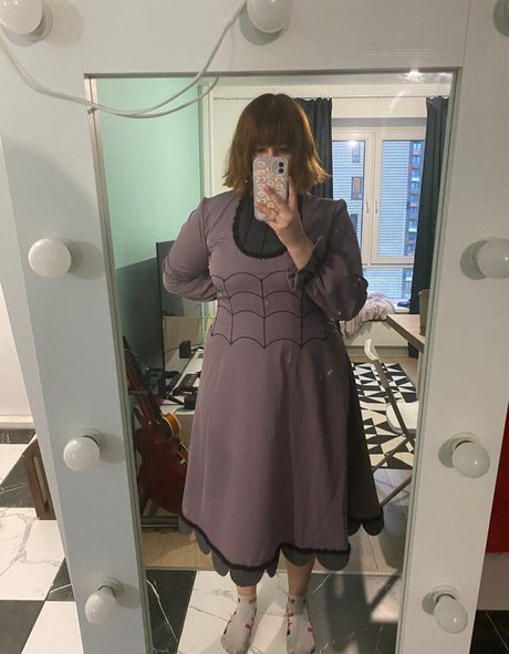 mintosylveon akt fotos