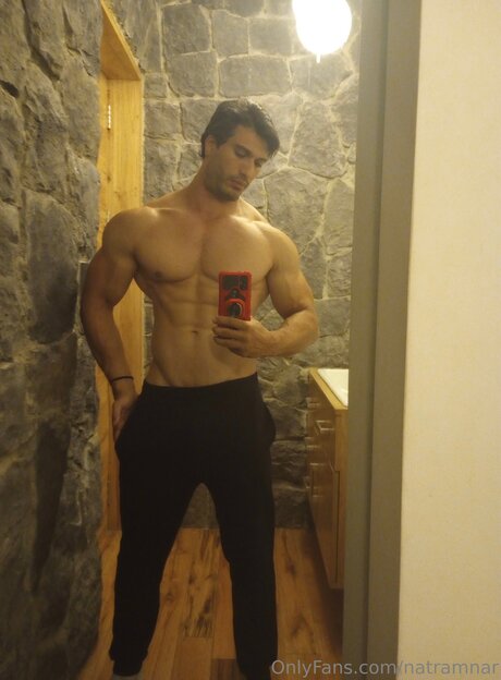 Natramnar pornostar kostenlose fotos