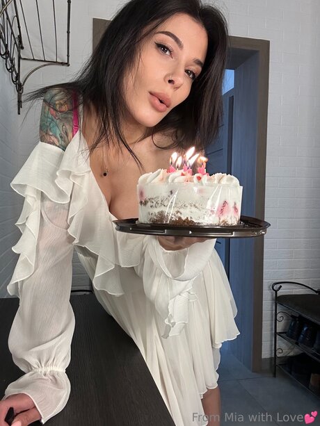 Mia Moonn hübsche sex fotos