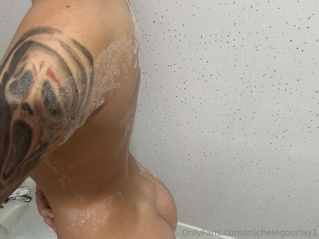 Michelegourlay1 erotische nackt galerie