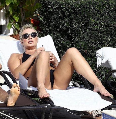 Brooke Hogan heiße kunst galerien