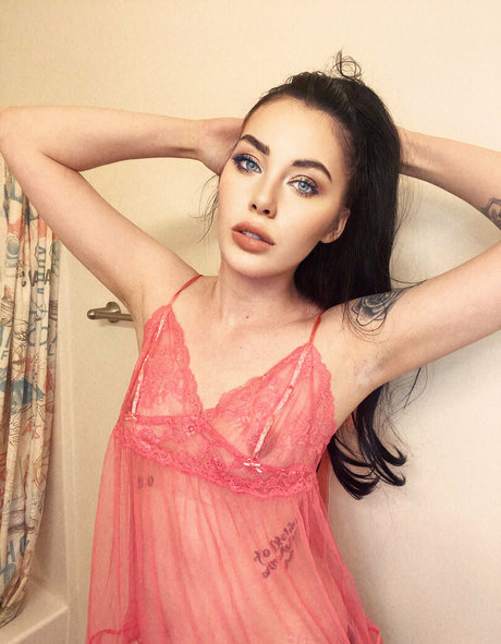 Deavanclegg1 model nacktheit galerien